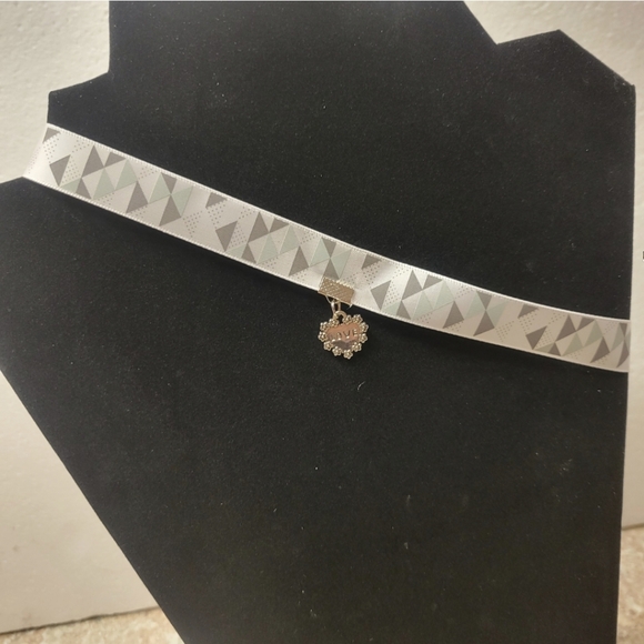 Silver, Gray, and White Choker Necklace with a Love Heart Charm - Picture 3 of 8
